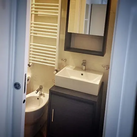 Dante Suites *