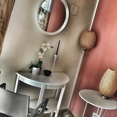 Dante Suites